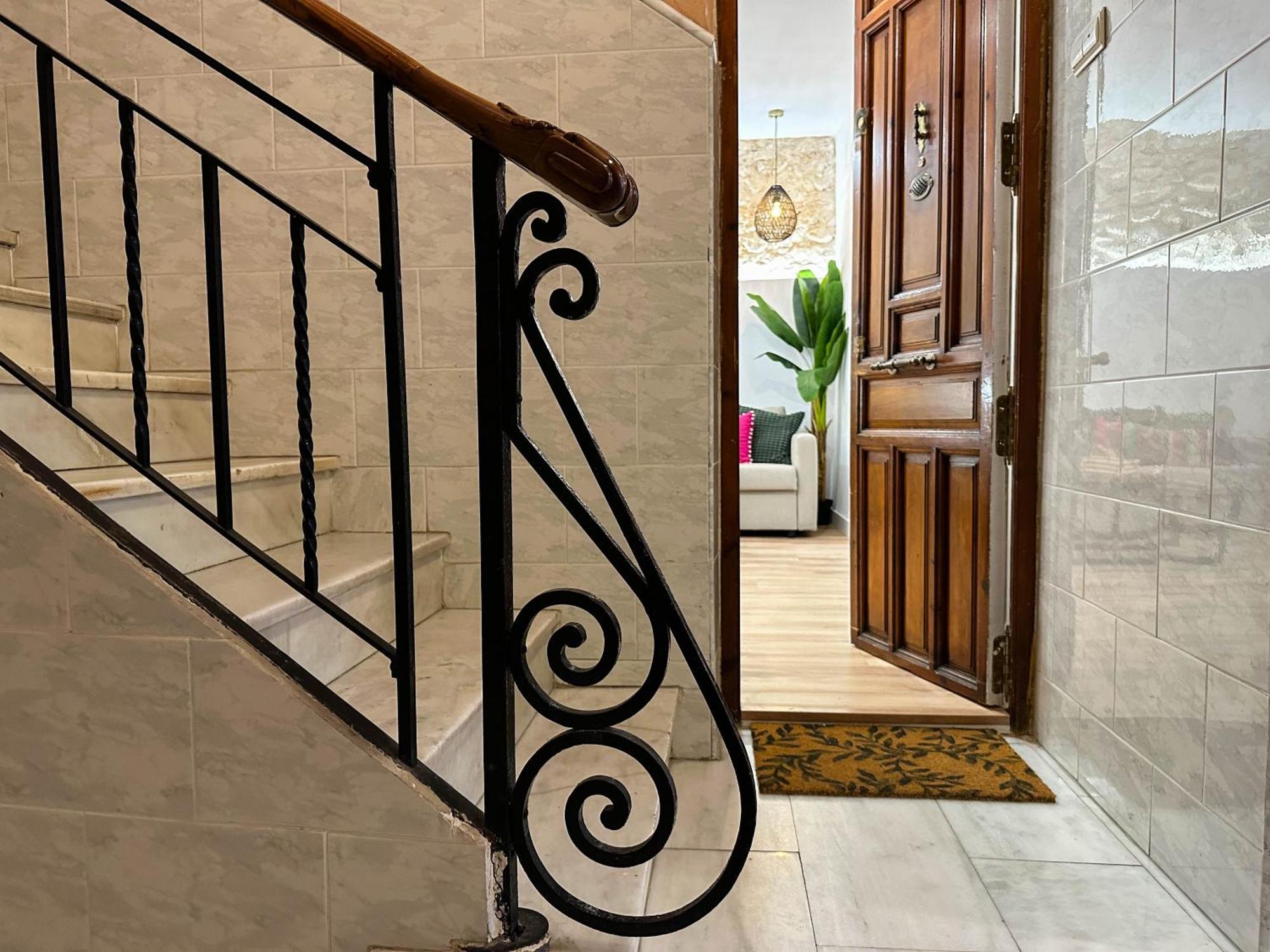 Casa Llorca. Estilo Y Tradicion Cerca Del Centro. *